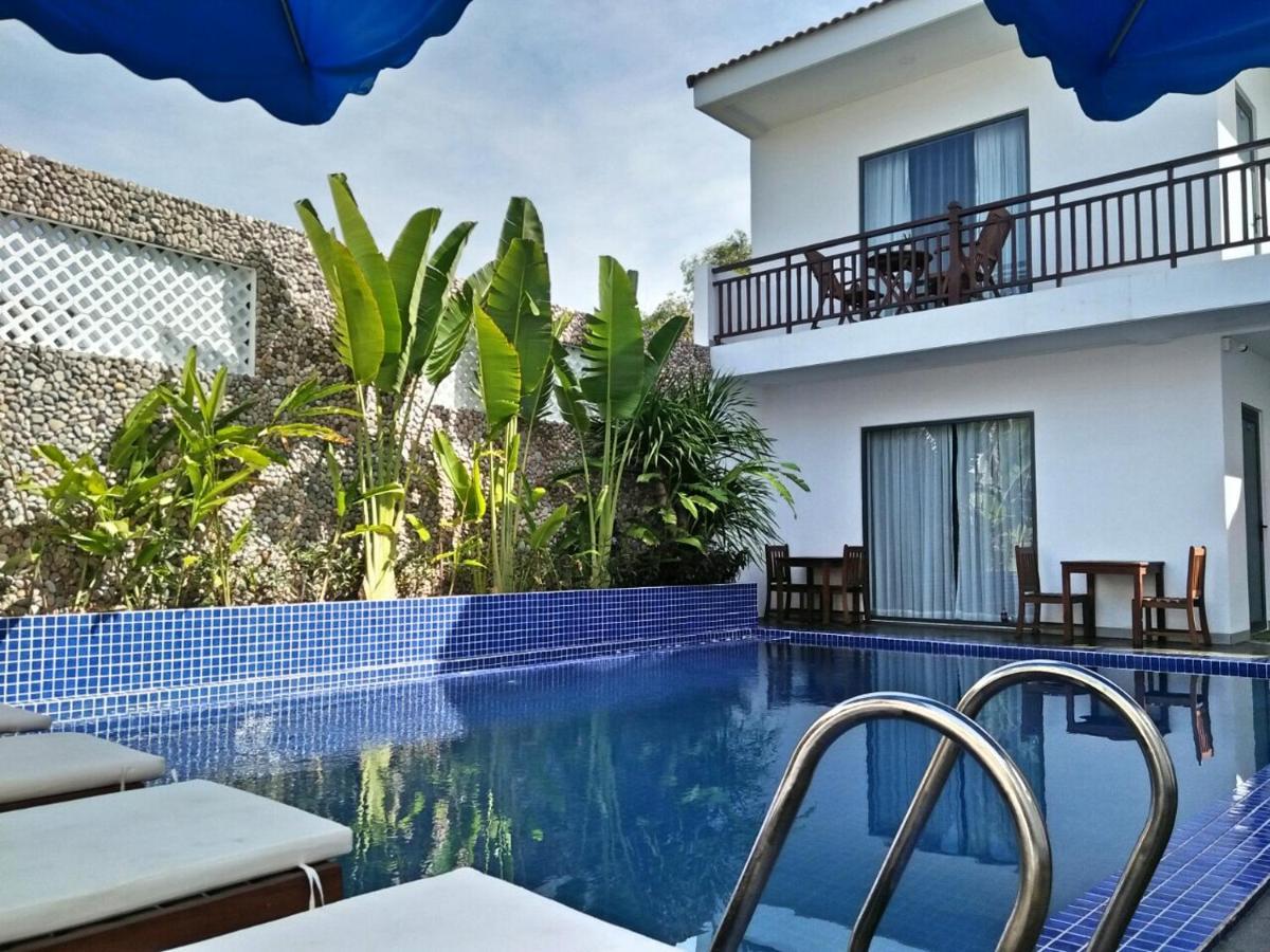 Vivian Hotel Mũi Né Buitenkant foto